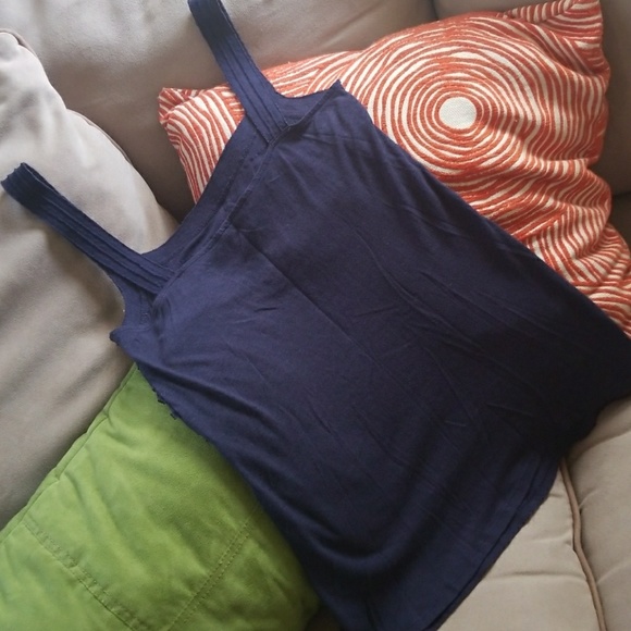 Express Top - Picture 4 of 4